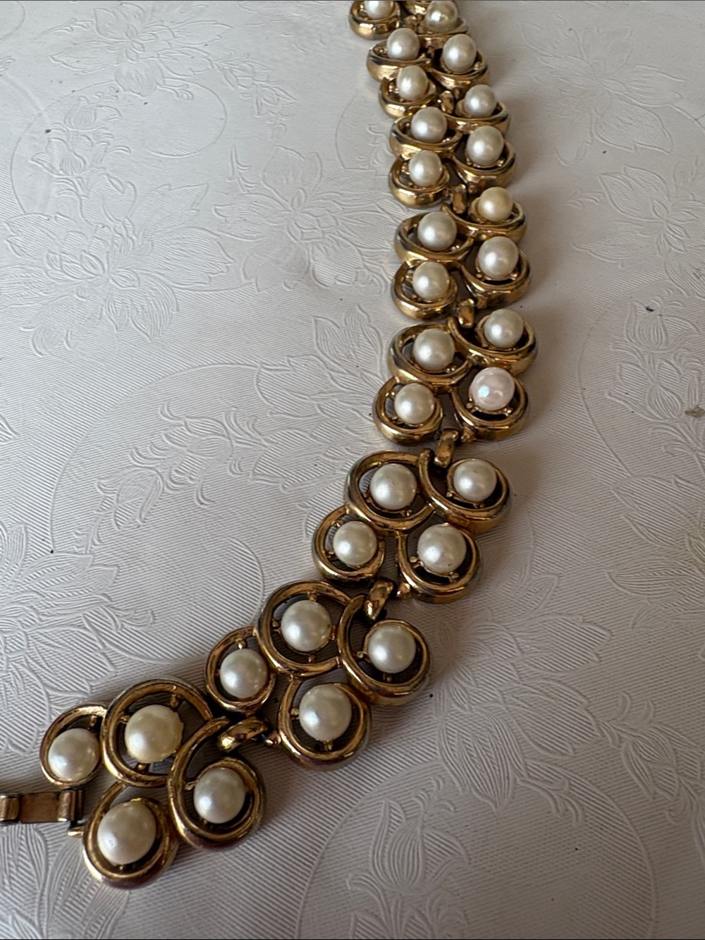 Trifari Gold-Tone Bracelet with Ivory Pearls - Picture 7 of 7
